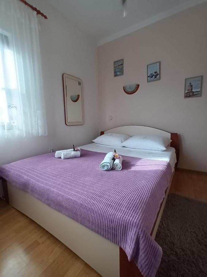 Ferienwohnung Apartman Nada Sali Exterior foto