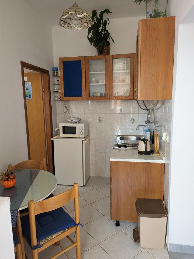 Ferienwohnung Apartman Nada Sali Exterior foto